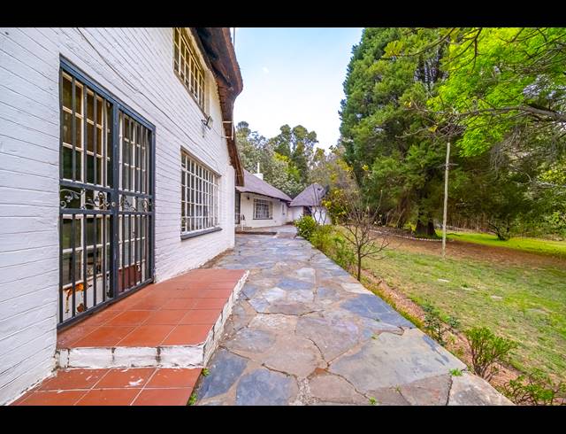 5 BEDROOM HOUSE FOR SALE IN NORTH RIDING AH